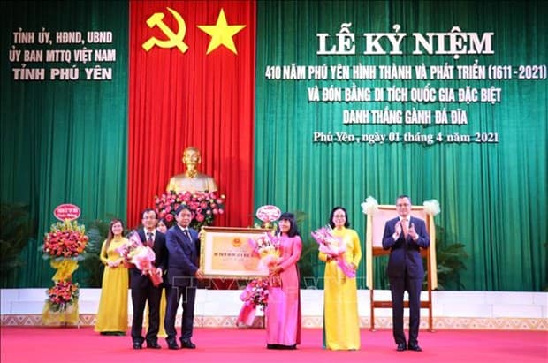 Phú Yên kỷ niệm 410 năm hình thành phát triển và đón nhận Bằng xếp hạng Di tích quốc gia đặc biệt Danh thắng Gành Đá Đĩa

​