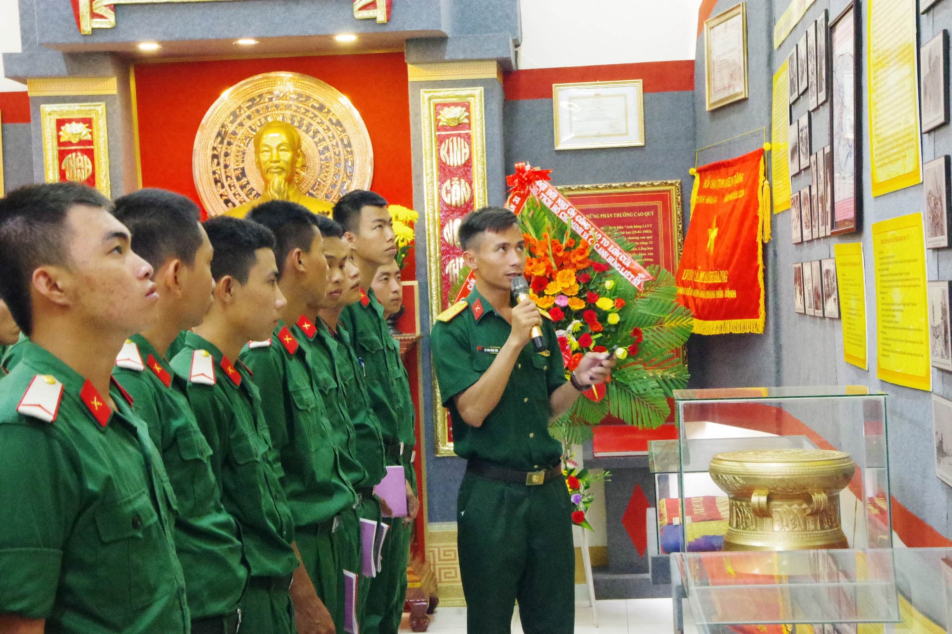 Giáo dục truyền thống sinh động, trực quan