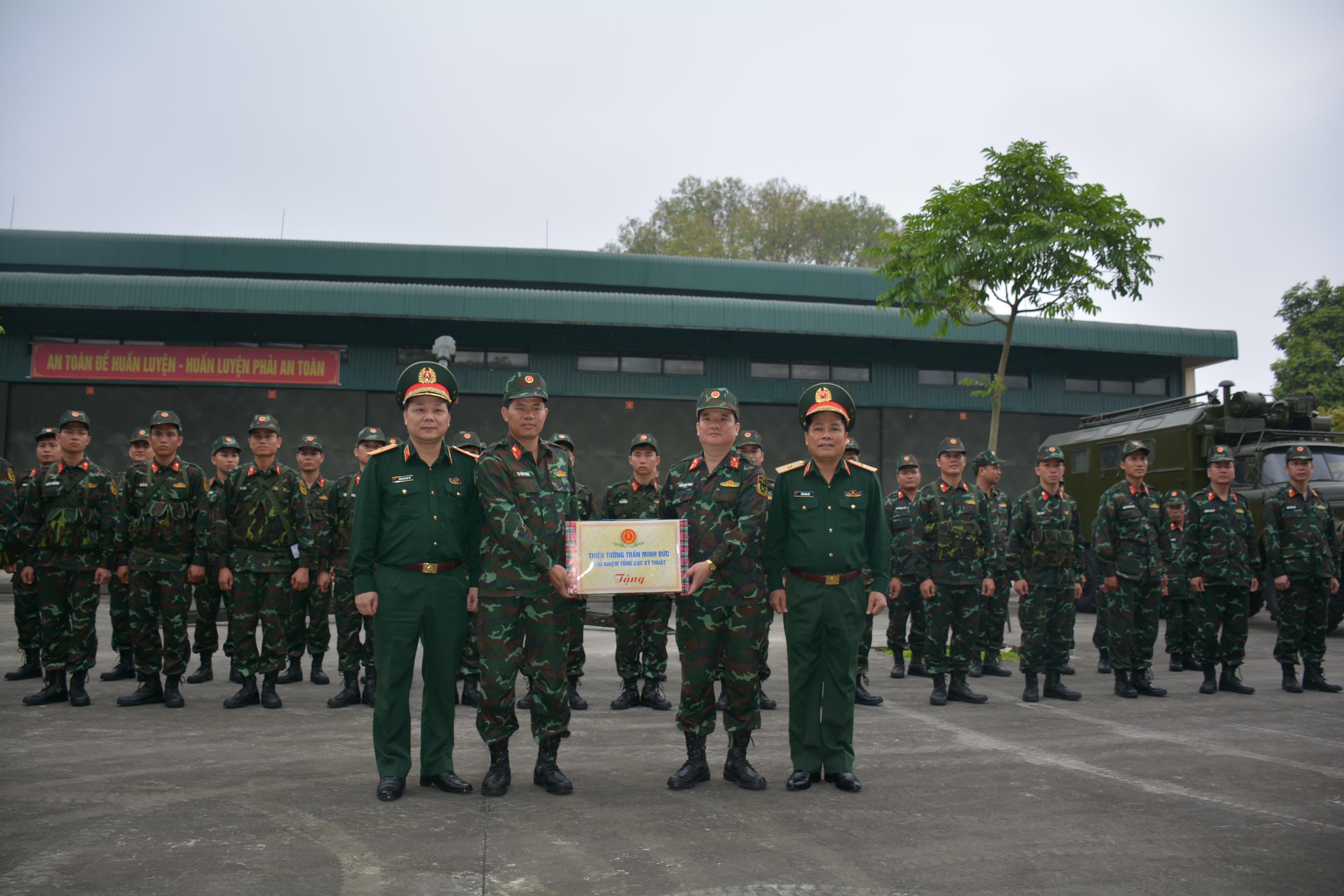 Đội tuyển Thợ quân khí tham dự Army Games 2021 tích cực luyện tập