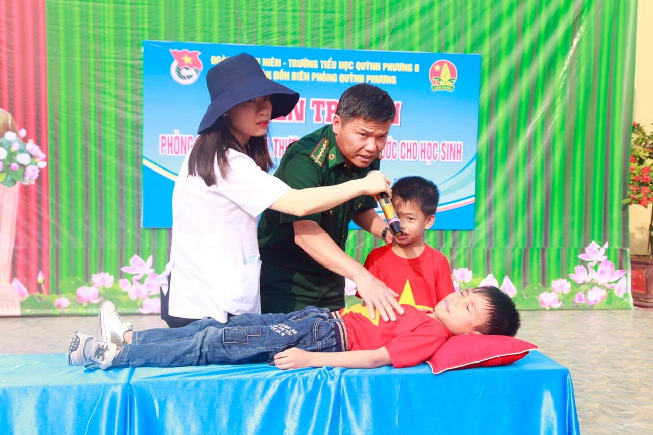 Tuyên truyền kỹ năng phòng tránh đuối nước cho 1.500 học sinh