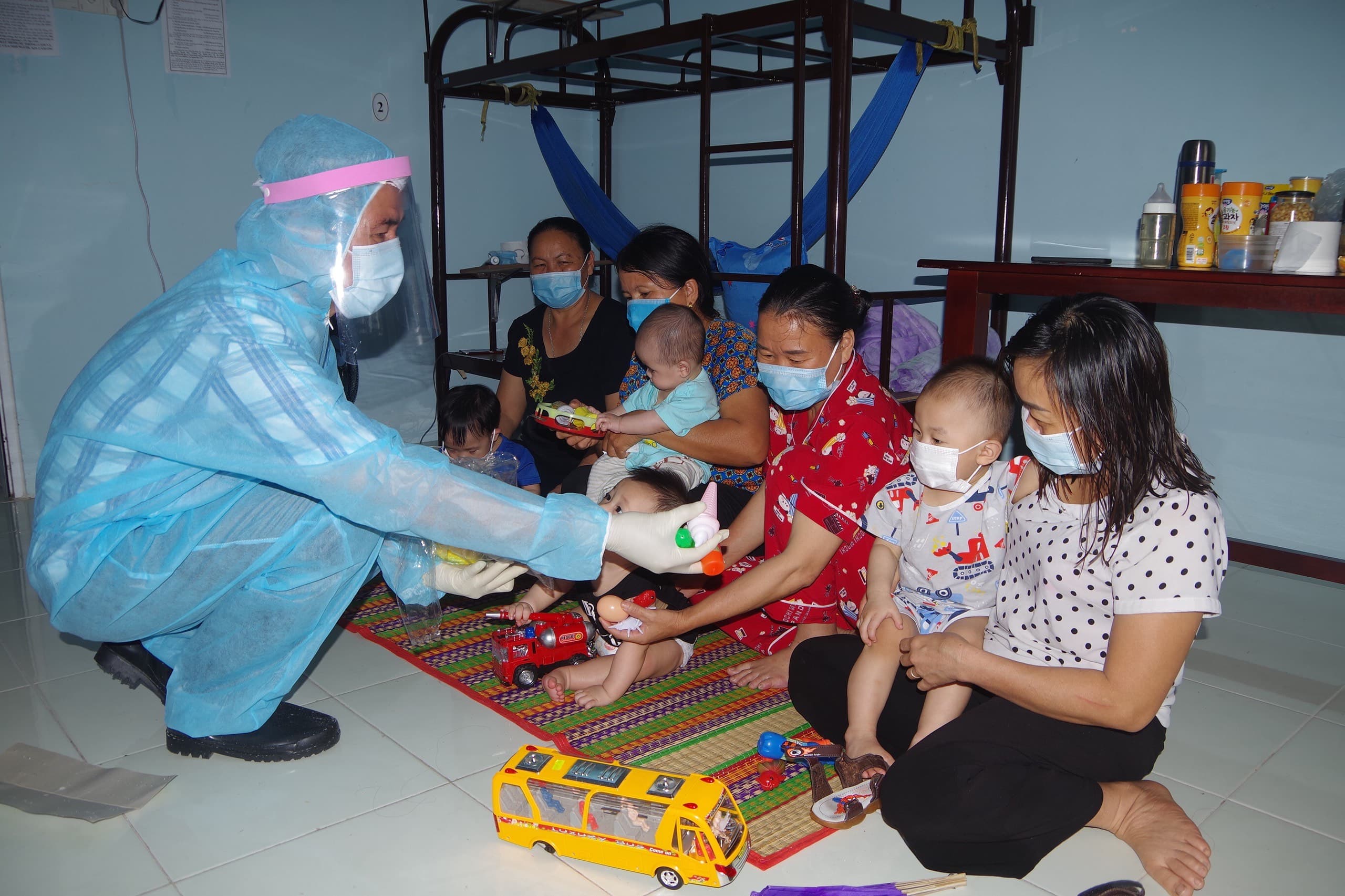 Đồng bộ, toàn diện, hiệu quả cao