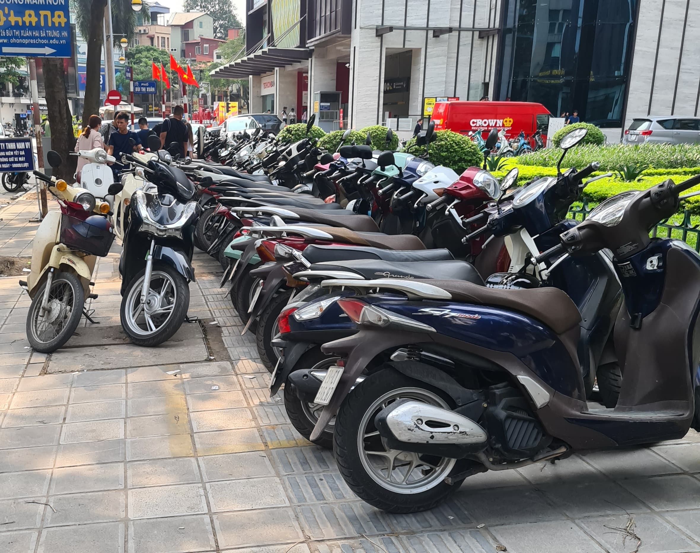 Xử lý nghiêm việc trông, giữ xe sai quy định