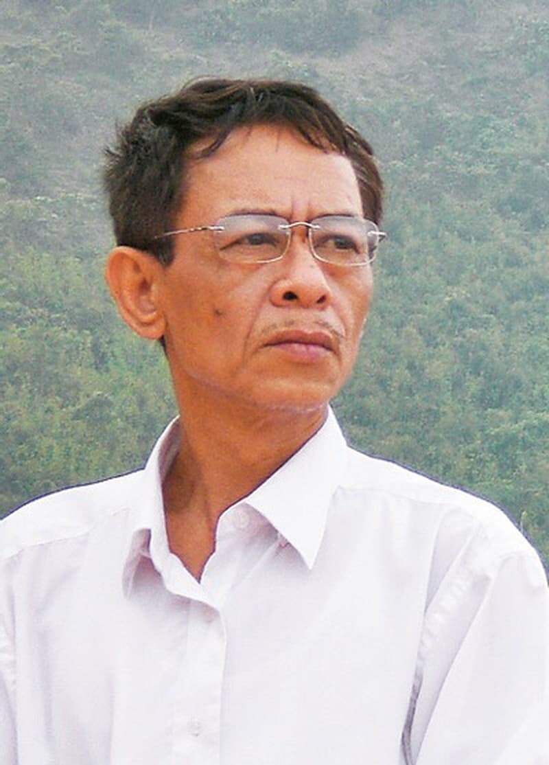 Nhà thơ Hoàng Nhuận Cầm qua đời