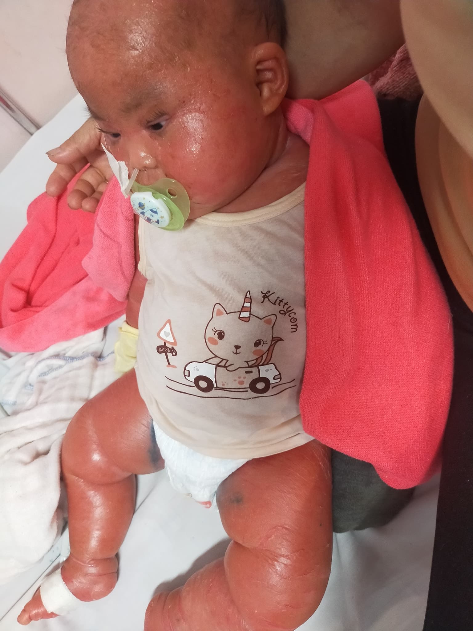 Gia đình cháu Phạm Tú Uyên mong được giúp đỡ
