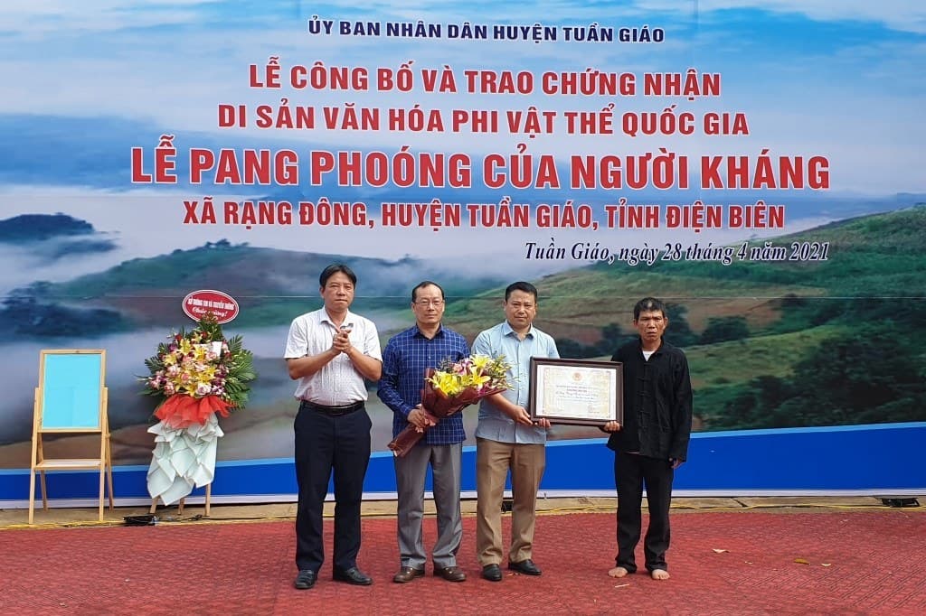Lễ Pang Phoóng của người Kháng ở Điện Biên được chứng nhận là Di sản văn hóa phi vật thể quốc gia