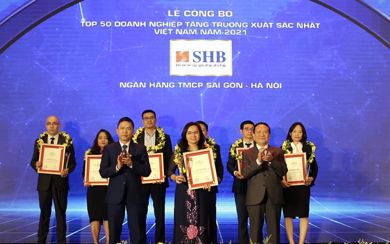 Ngân hàng SHB tiếp tục được vinh danh Top 50 Doanh nghiệp tăng trưởng xuất sắc nhất Việt Nam