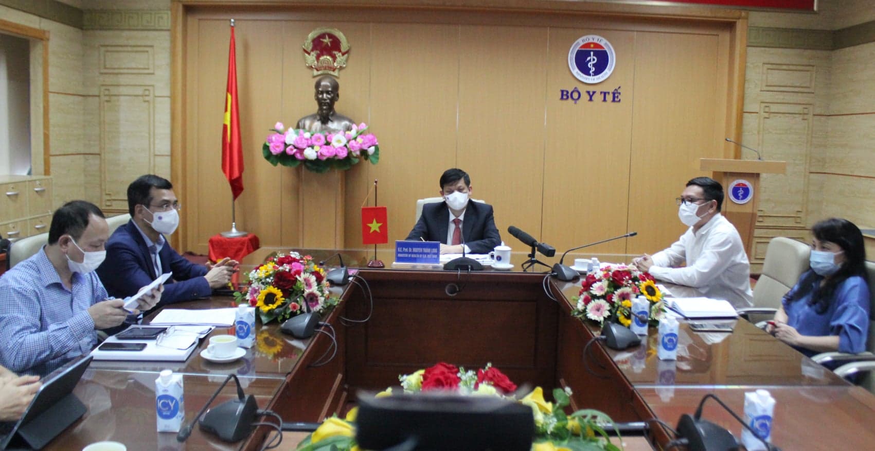 Việt Nam sẵn sàng hỗ trợ Lào phòng, chống dịch Covid-19