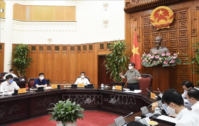 Thủ tướng Phạm Minh Chính yêu cầu xem xét trách nhiệm của cá nhân, tập thể để lây lan dịch Covid-19