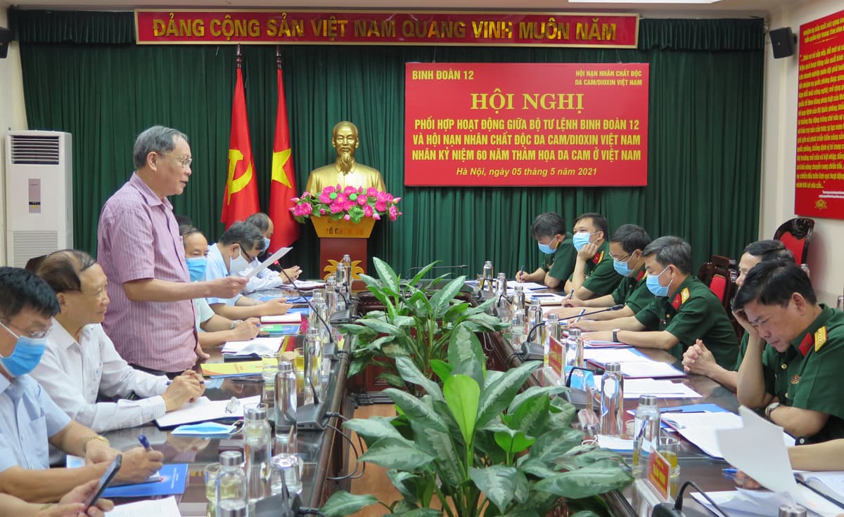 Phối hợp đẩy mạnh tuyên truyền và giúp đỡ thiết thực nạn nhân chất độc da cam
