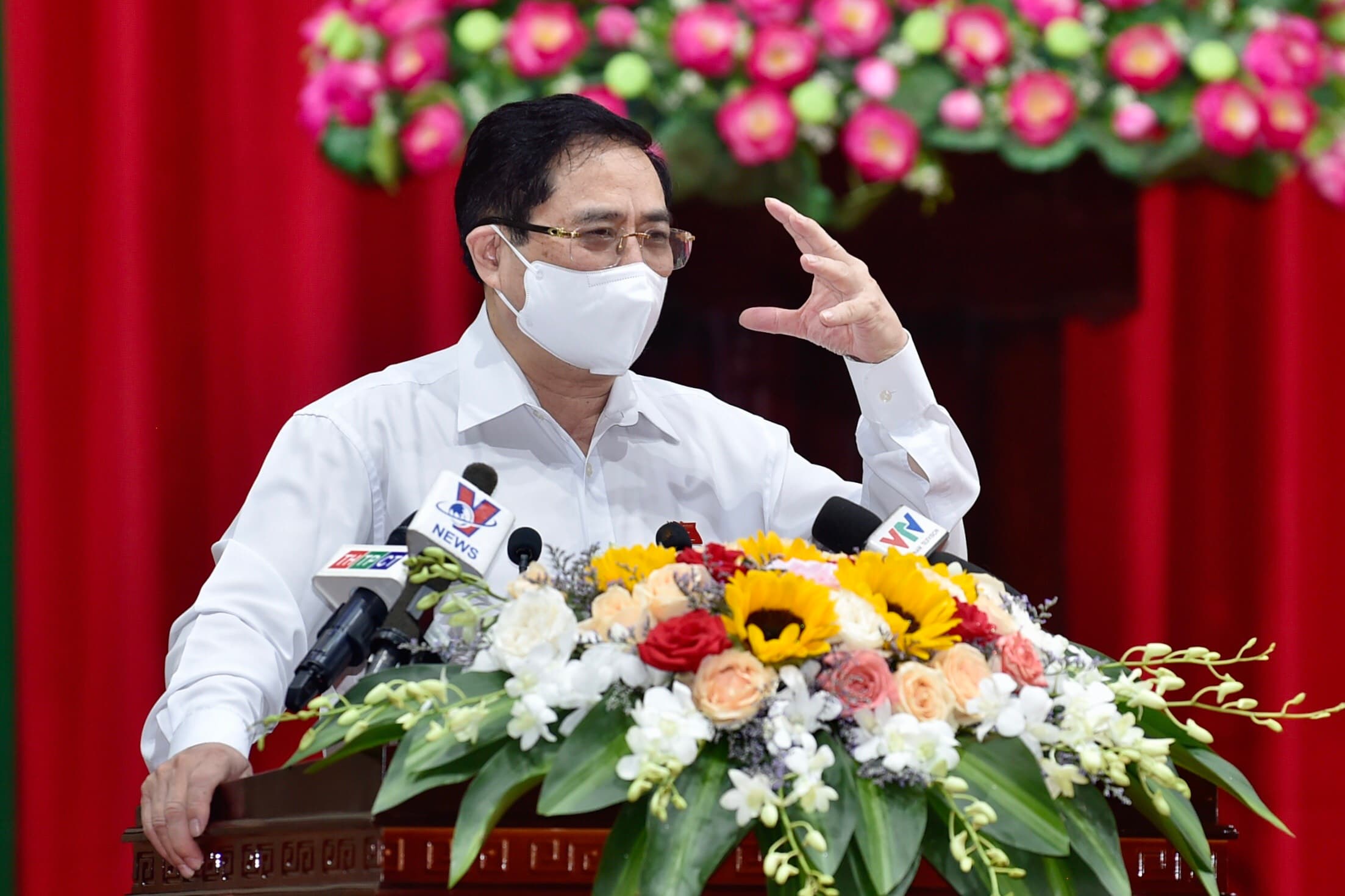Thủ tướng Chính phủ Phạm Minh Chính tiếp xúc cử tri thành phố Cần Thơ