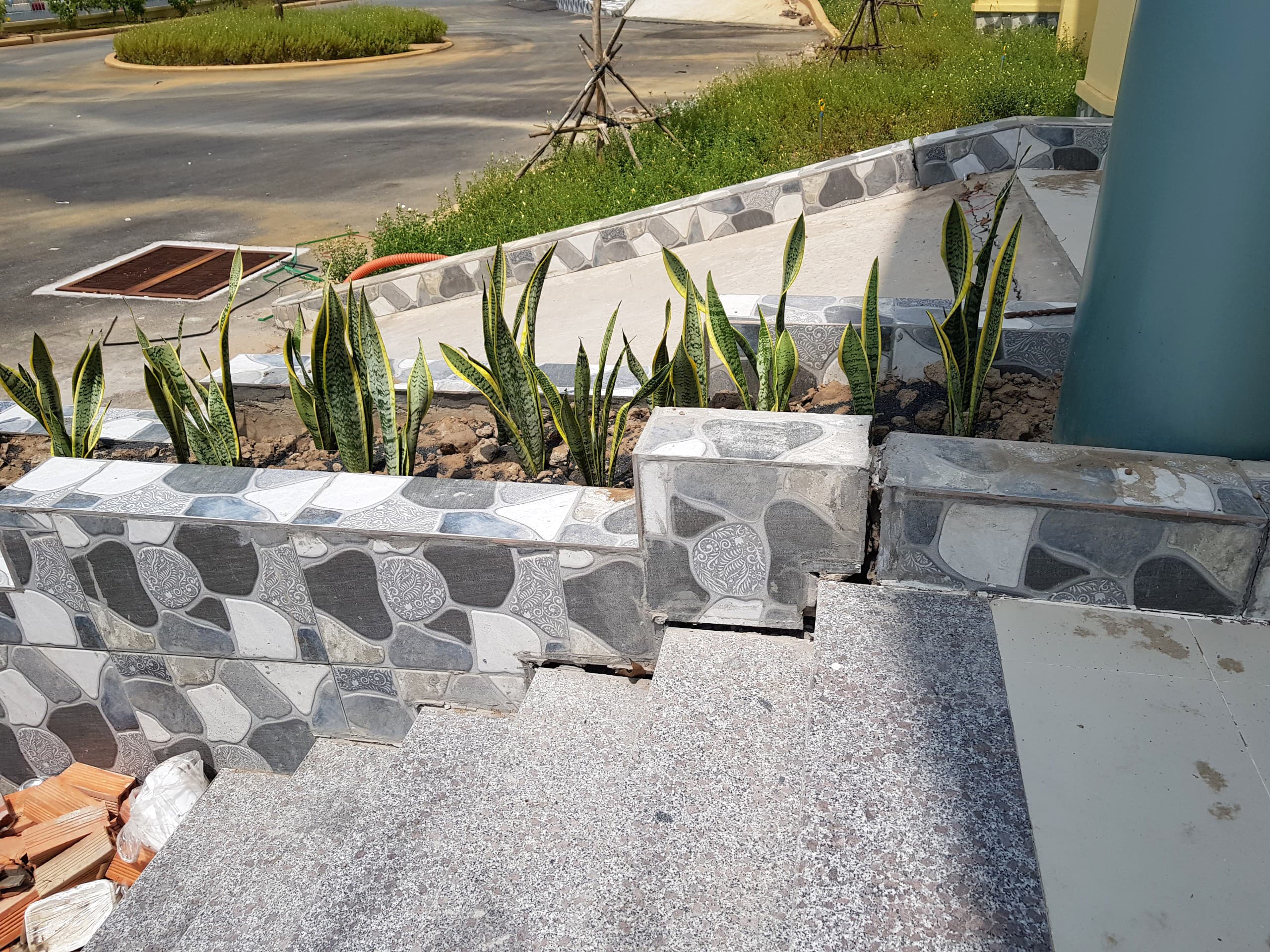 Khánh thành gần 8 tháng nhưng chưa thể sử dụng