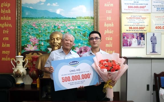 Hơn 1.200 bệnh nhân nghèo đã được Vinamilk hỗ trợ phẫu thuật tim và mắt