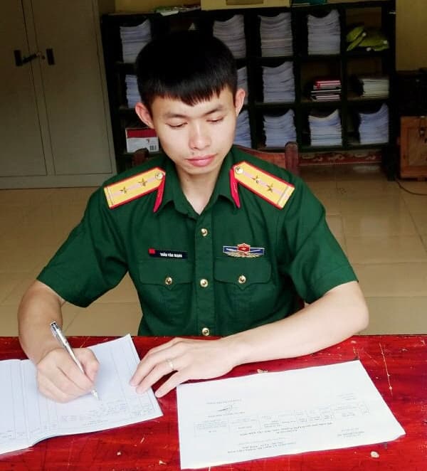 Tấm gương sáng về học và làm theo Bác