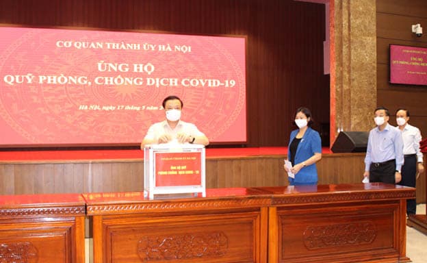 Lãnh đạo Thành phố Hà Nội trực tiếp tham gia ủng hộ Quỹ phòng, chống dịch Covid-19