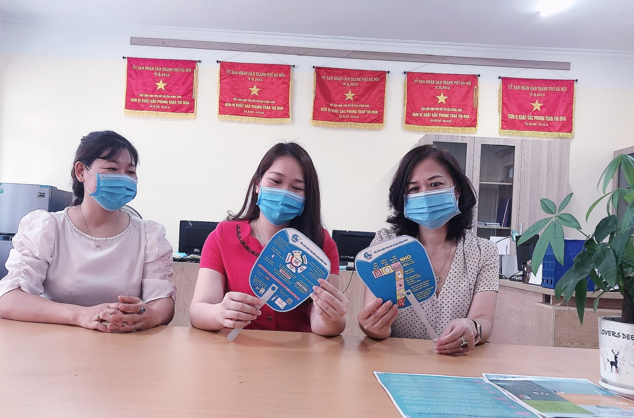 Quạt “7 nhớ”, "5K" phục vụ bầu cử và chống dịch