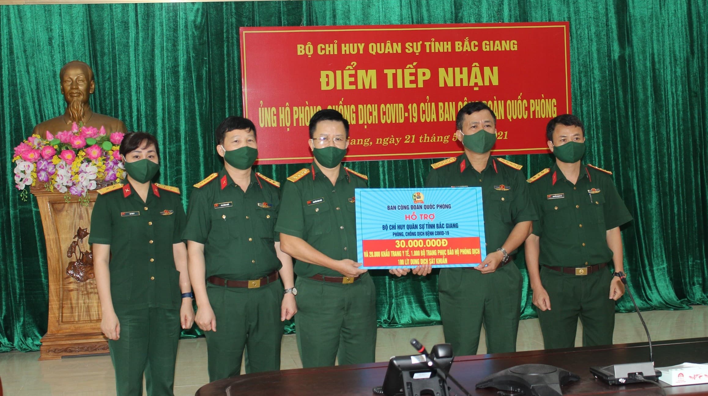 Ban công đoàn Quốc phòng chung tay phòng, chống dịch Covid-19

​