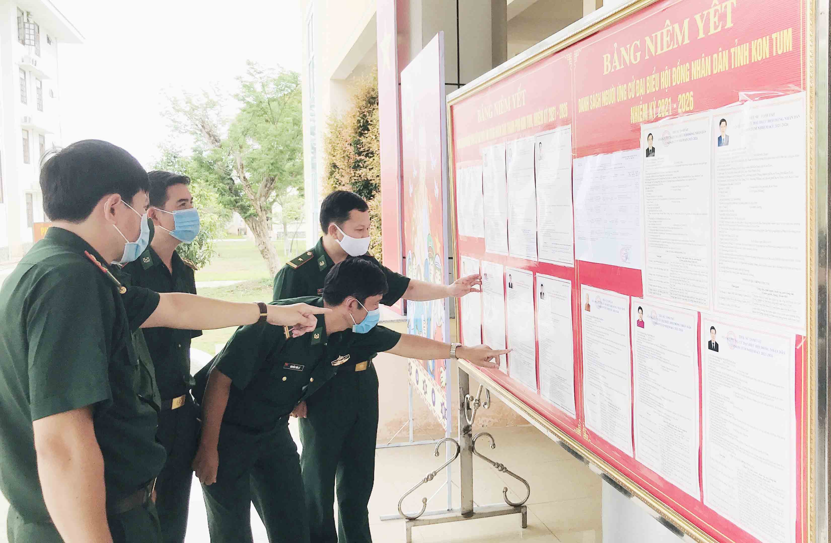 Góp phần thực hiện tốt công tác bầu cử ở vùng biên giới