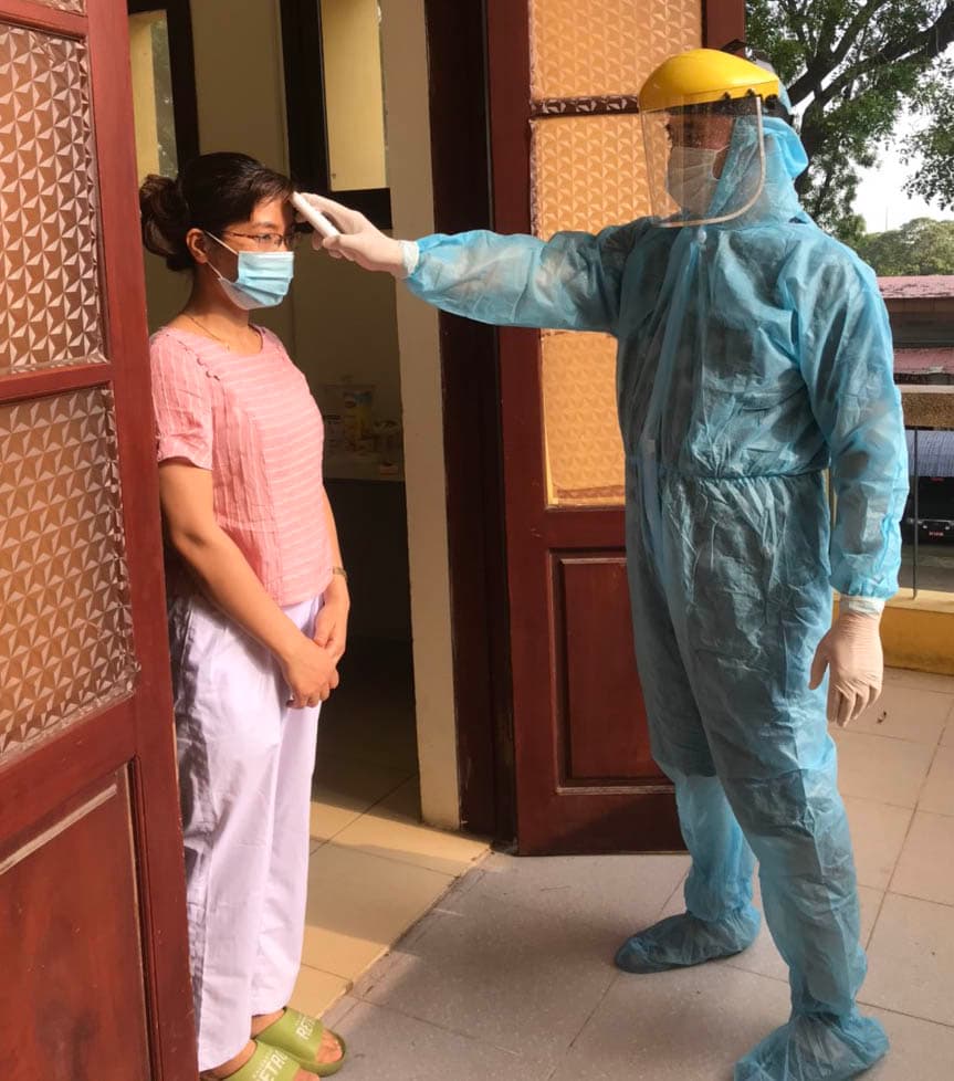 Hết lòng vì dân ở khu cách ly Thành An