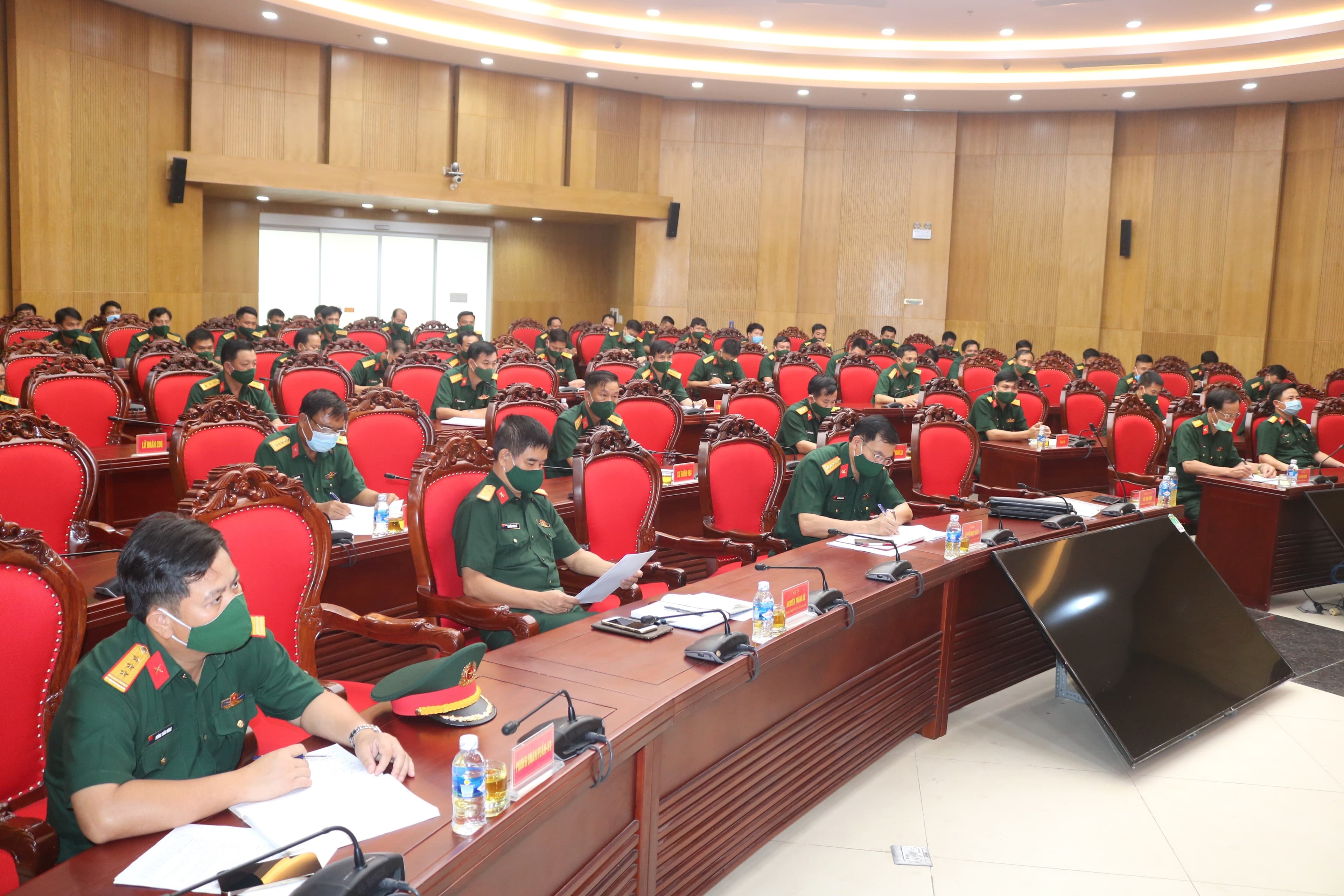 Quân khu 4 rút kinh nghiệm chuẩn bị kiểm tra "3 tiếng nổ" cho chiến sĩ mới năm 2021