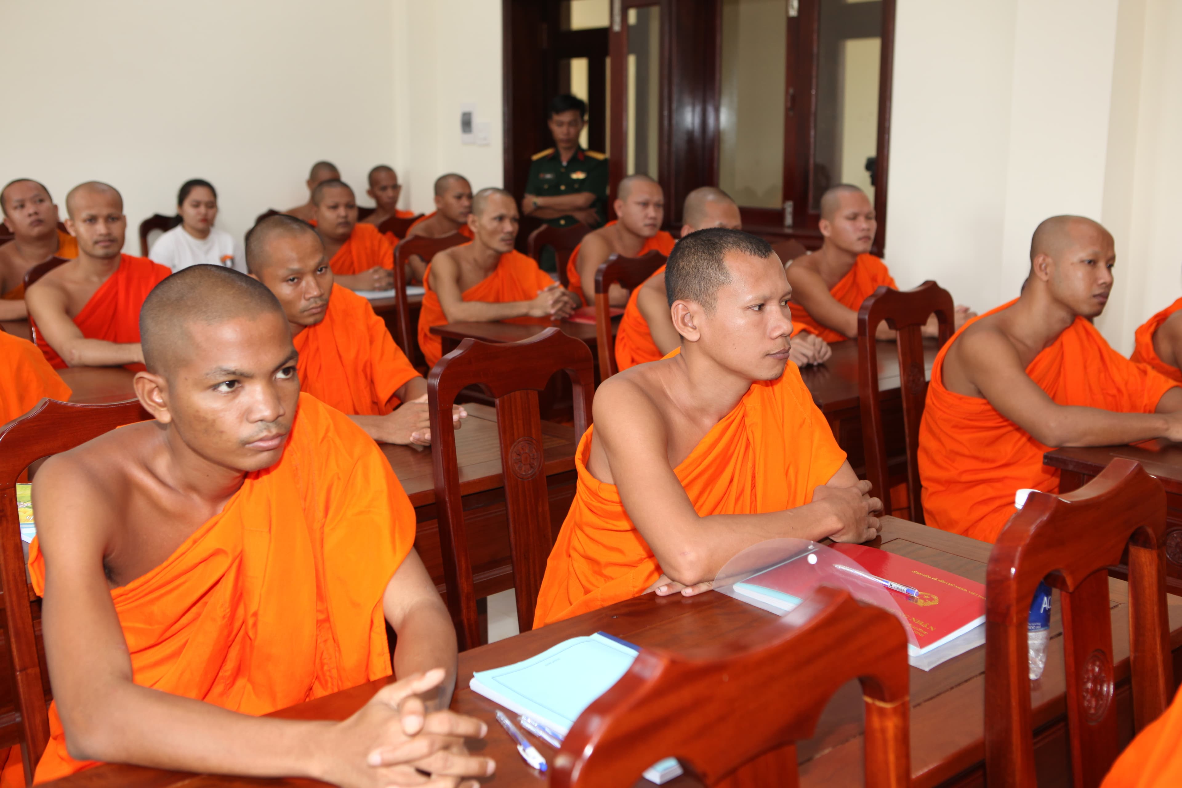 Nâng cao chất lượng giáo dục quốc phòng và an ninh cho đồng bào tôn giáo