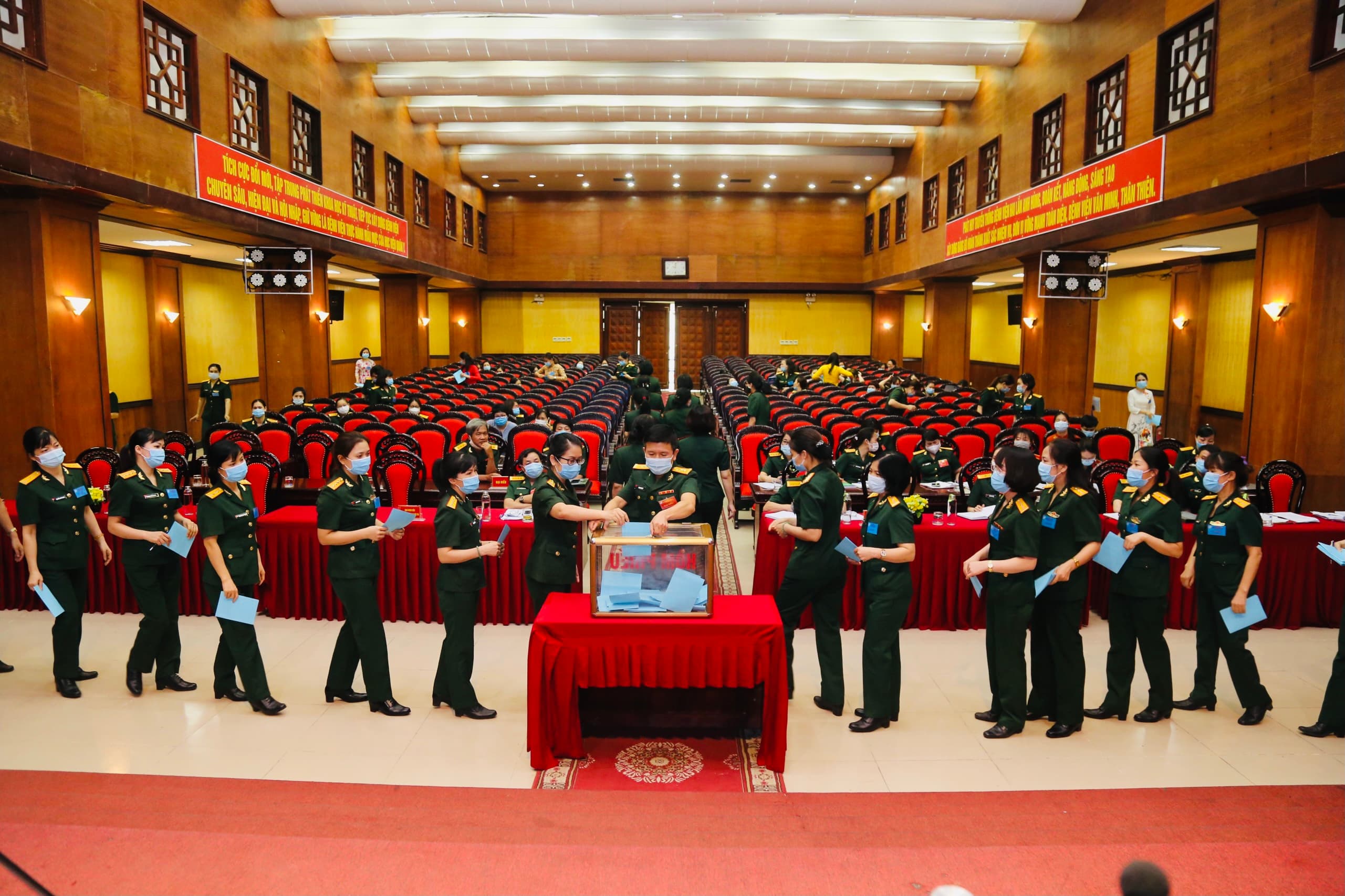 Đại hội đại biểu Hội phụ nữ Bệnh viện Bỏng quốc gia Lê Hữu Trác nhiệm kỳ 2021-2026
