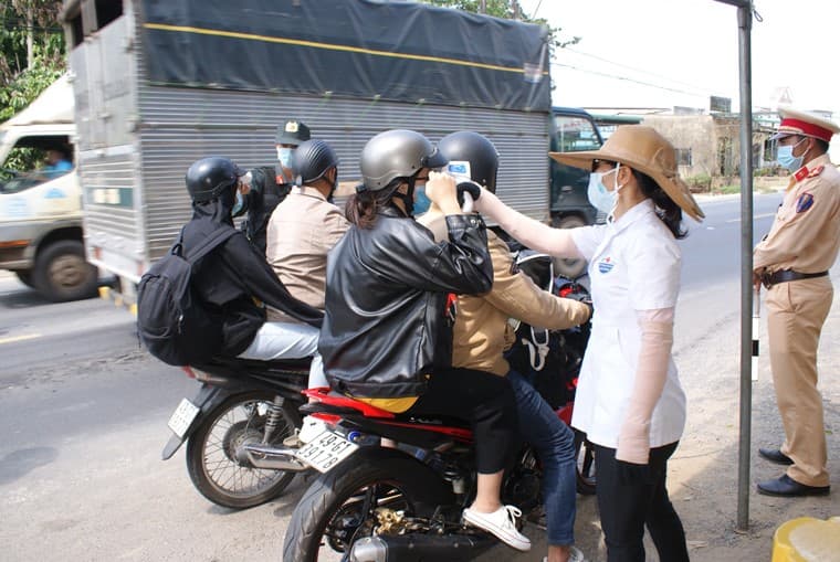 Lâm Đồng truy vết các trường hợp tiếp xúc gần với bệnh nhân nhiễm Covid-19