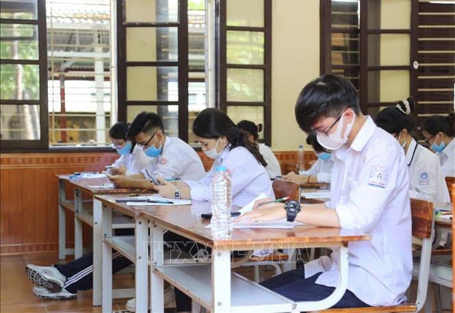 Chỉ tổ chức đợt thi ngày 7 và 8-7 cho những nơi an toàn và những thí sinh không thuộc diện F0, F1, F2