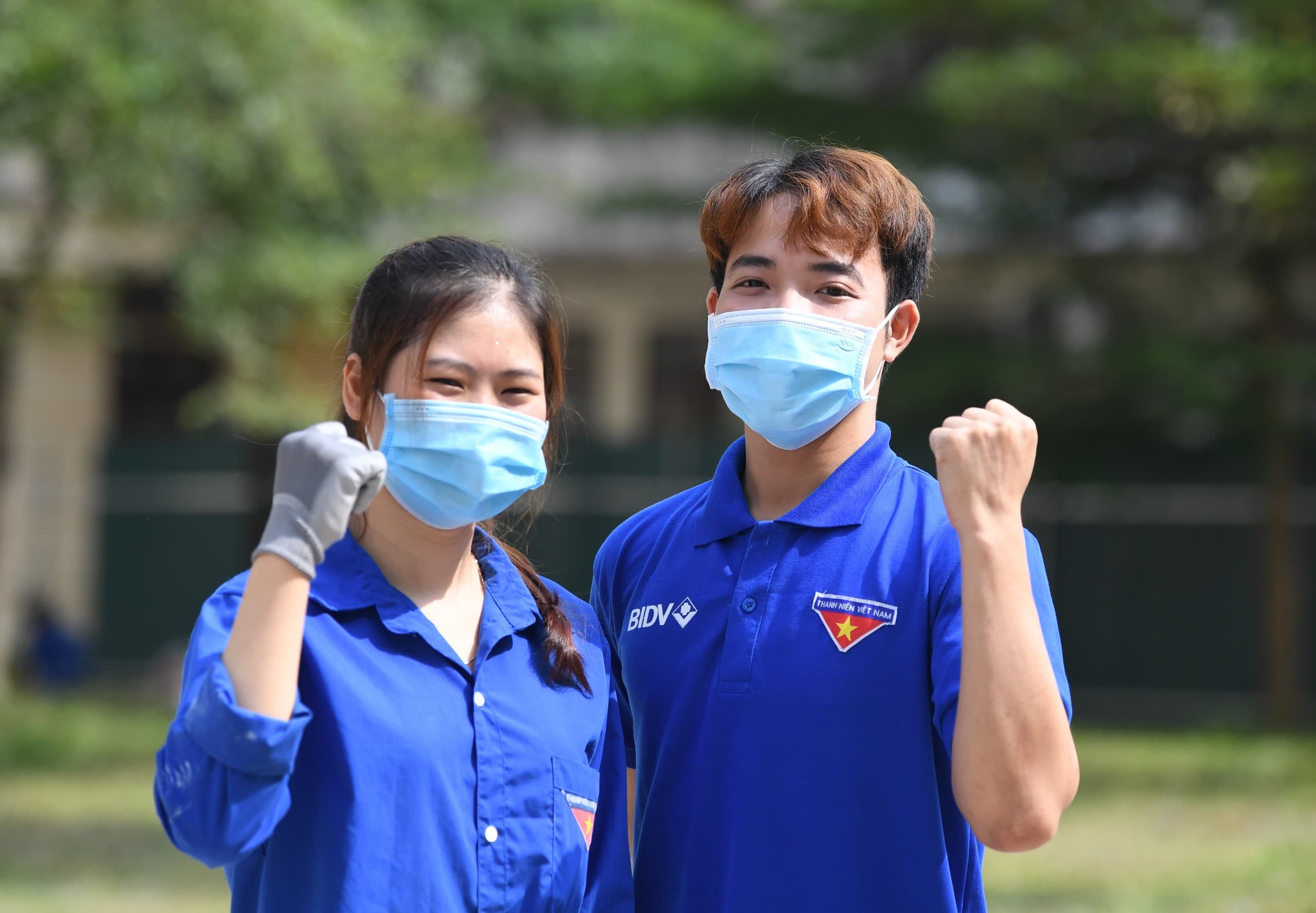 Sắc xanh tình nguyện trong những ngày "nóng chưa từng có" ở Bắc Giang