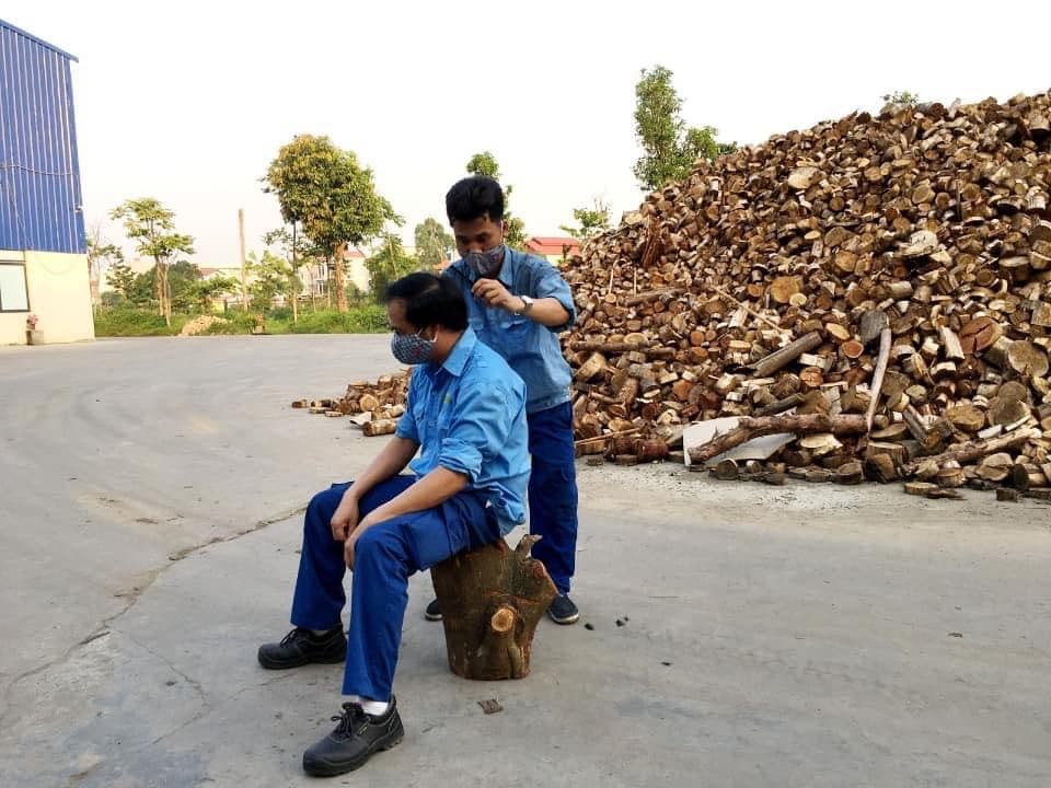 Nhật ký một nữ công nhân Nhà máy Giấy Xương Giang: Covid-19 đã biến nhà máy thành…nhà mình!