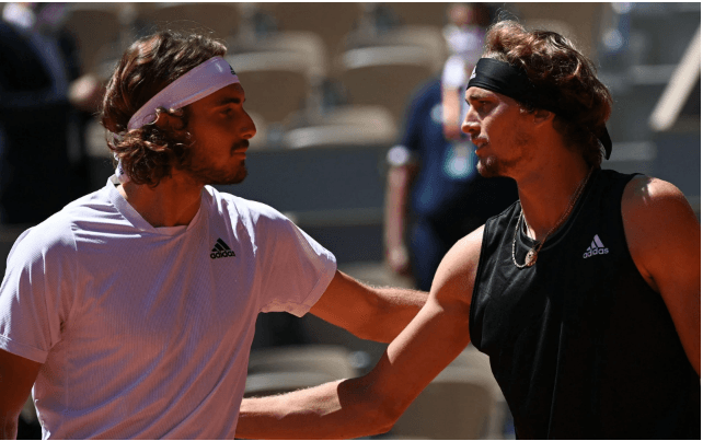 Thắng kịch tính Zverev, Tsitsipas lần đầu vào chung kết của Grand Slam