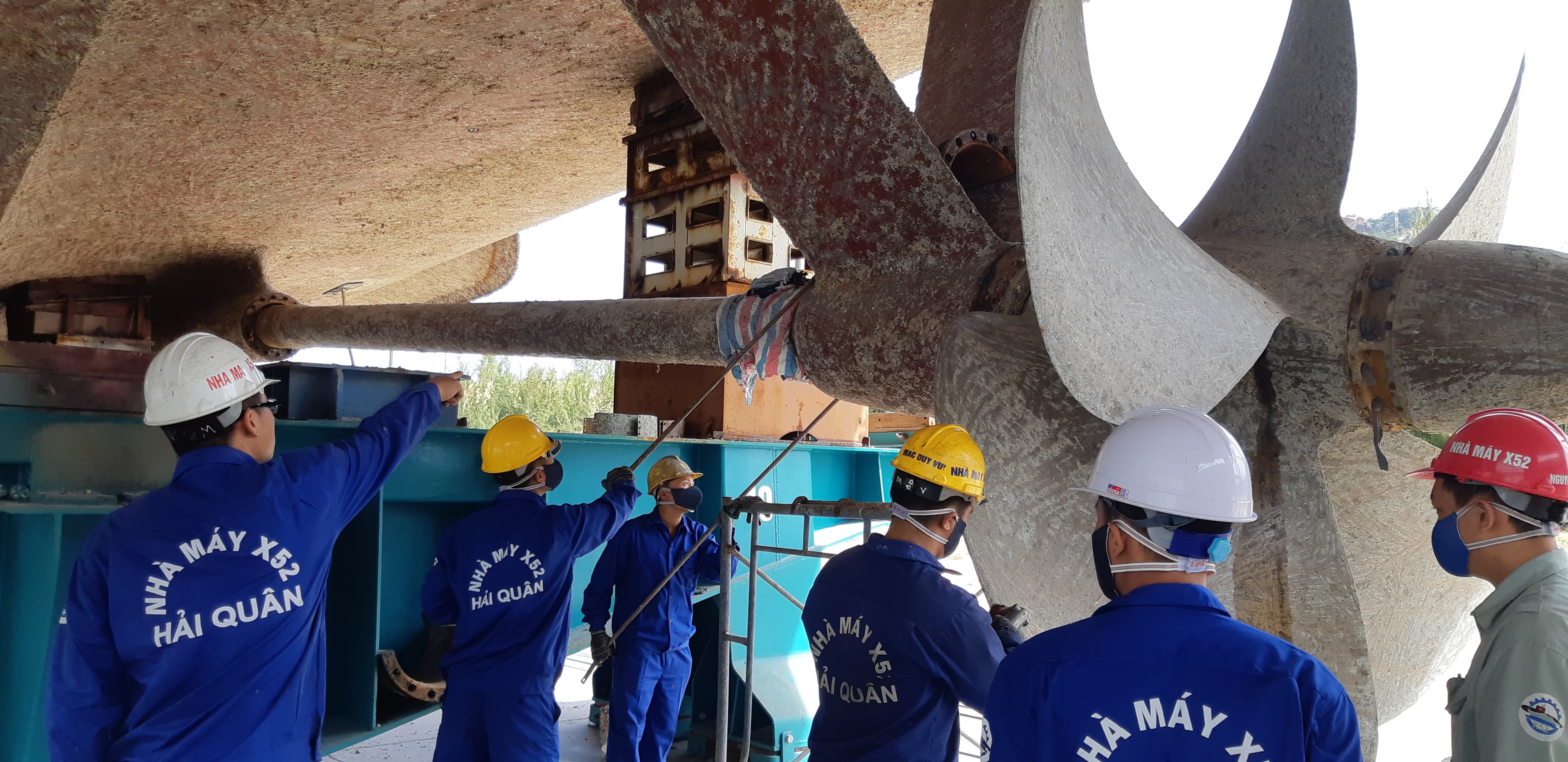 Góp phần nâng sức những con tàu