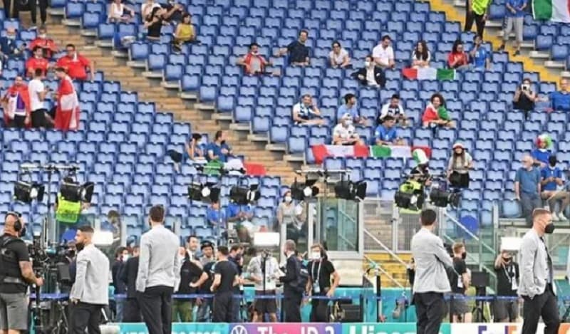 Phát hiện bom bên ngoài một sân vận động tổ chức Euro 2020