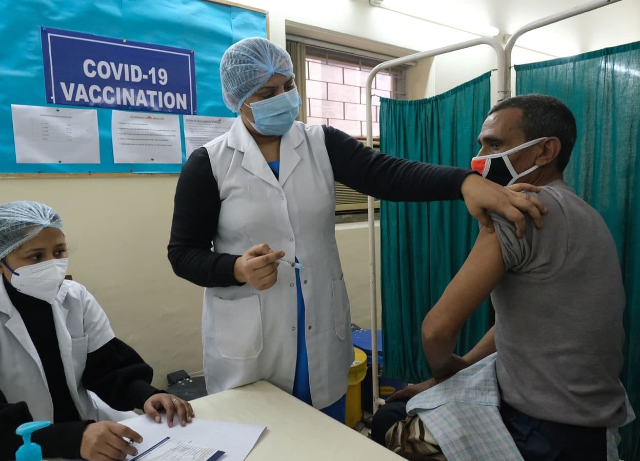 Thúc đẩy tiếp cận công bằng vaccine ngừa Covid-19
