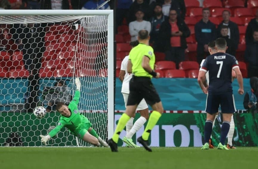 Những pha bóng đáng chú ý trong trận đấu giữa ĐT Anh và ĐT Scotland