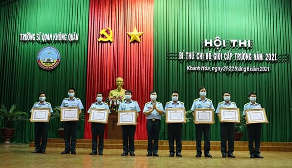 Trường Sĩ quan Không quân: 23 thí sinh đạt bí thư chi bộ giỏi