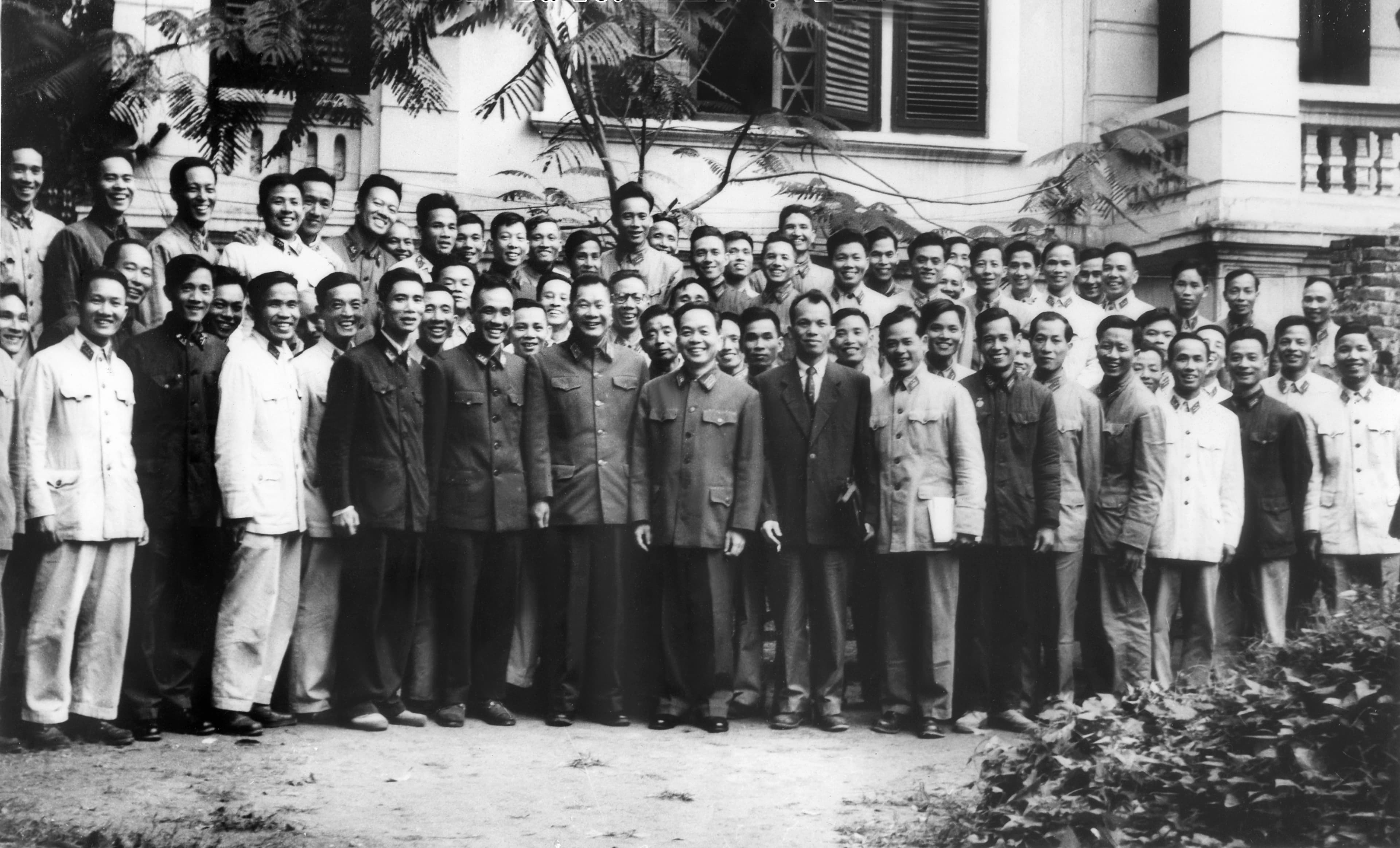 Giữ lửa cách mạng qua từng con chữ