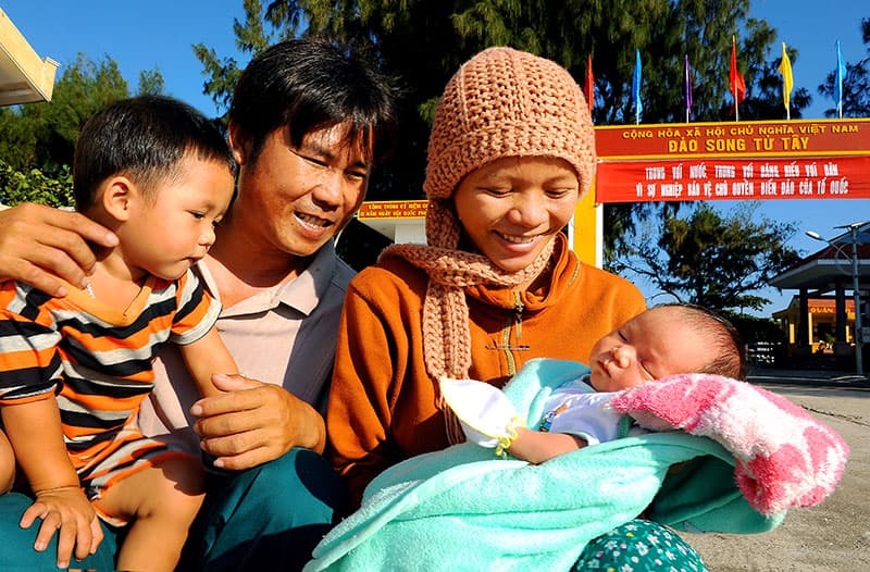 Triển lãm ảnh tôn vinh những giá trị tốt đẹp của gia đình Việt Nam
