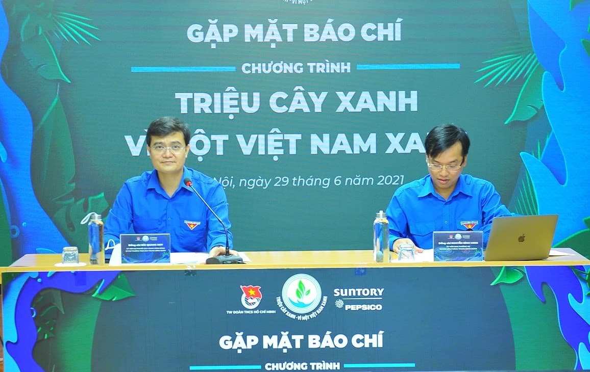 Góp sức trẻ thực hiện chương trình "Triệu cây xanh - Vì một Việt Nam xanh"