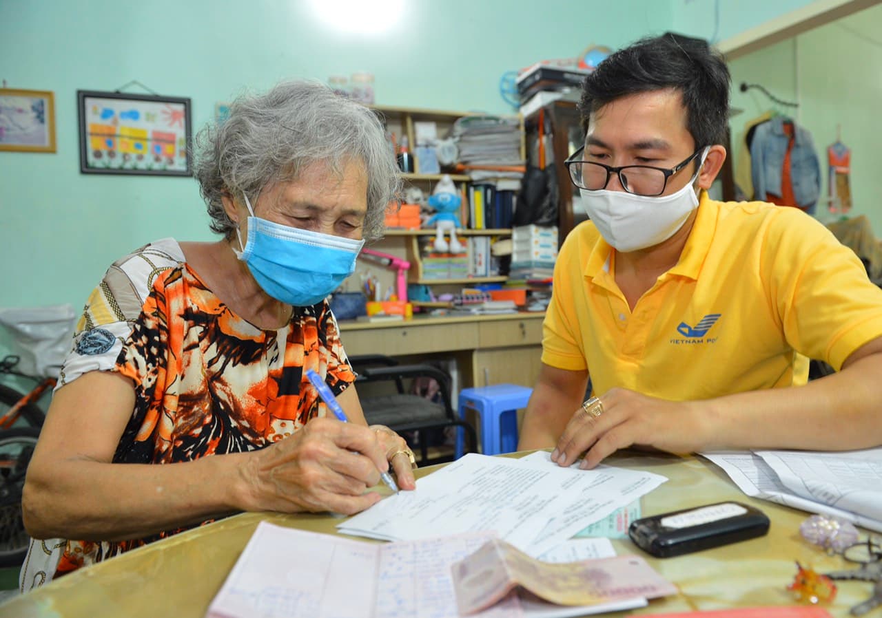 Người cao tuổi thuộc trường hợp nào thì được công nhận là đối tượng bảo trợ xã hội hưởng trợ cấp xã hội hằng tháng?