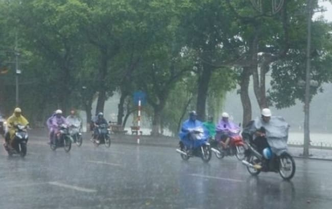Nhiều nơi trên cả nước có mưa rào và dông