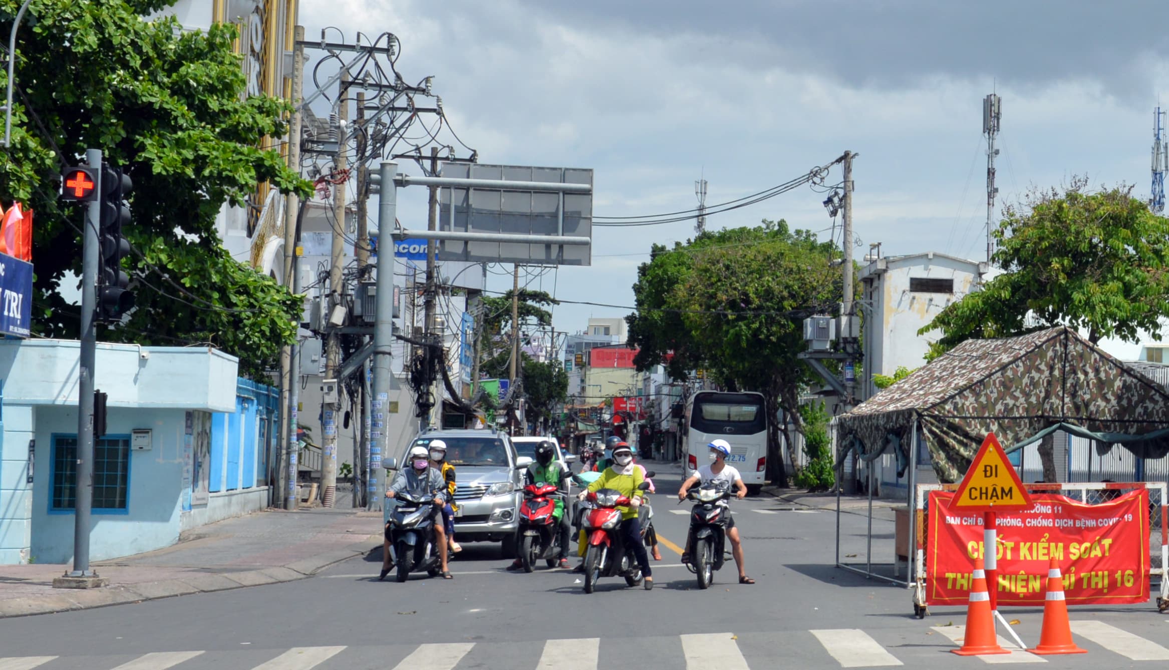 Niềm tin từ thành phố vắng...