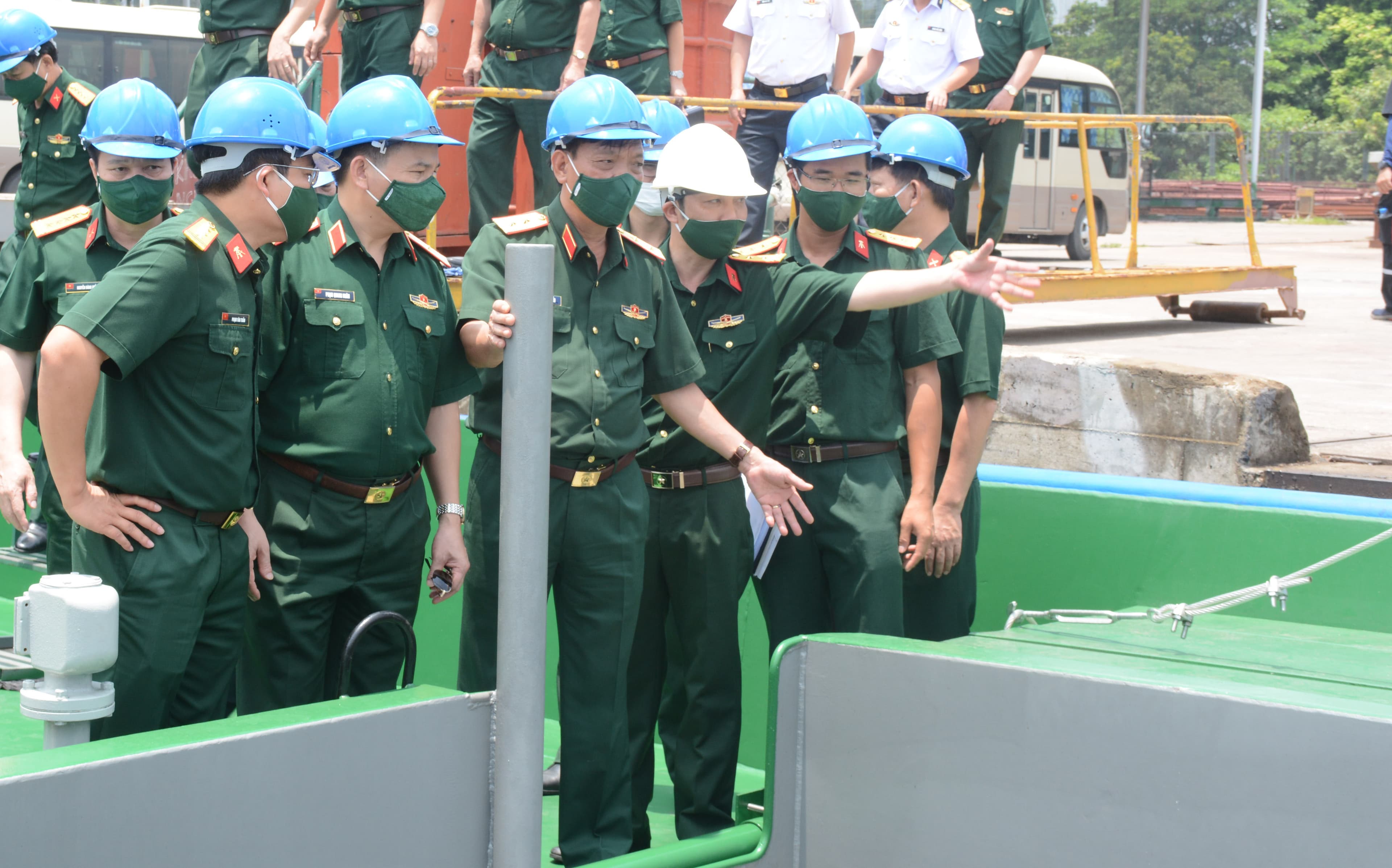 Nghiệm thu kỹ thuật tàu Hải đội Dân quân thường trực