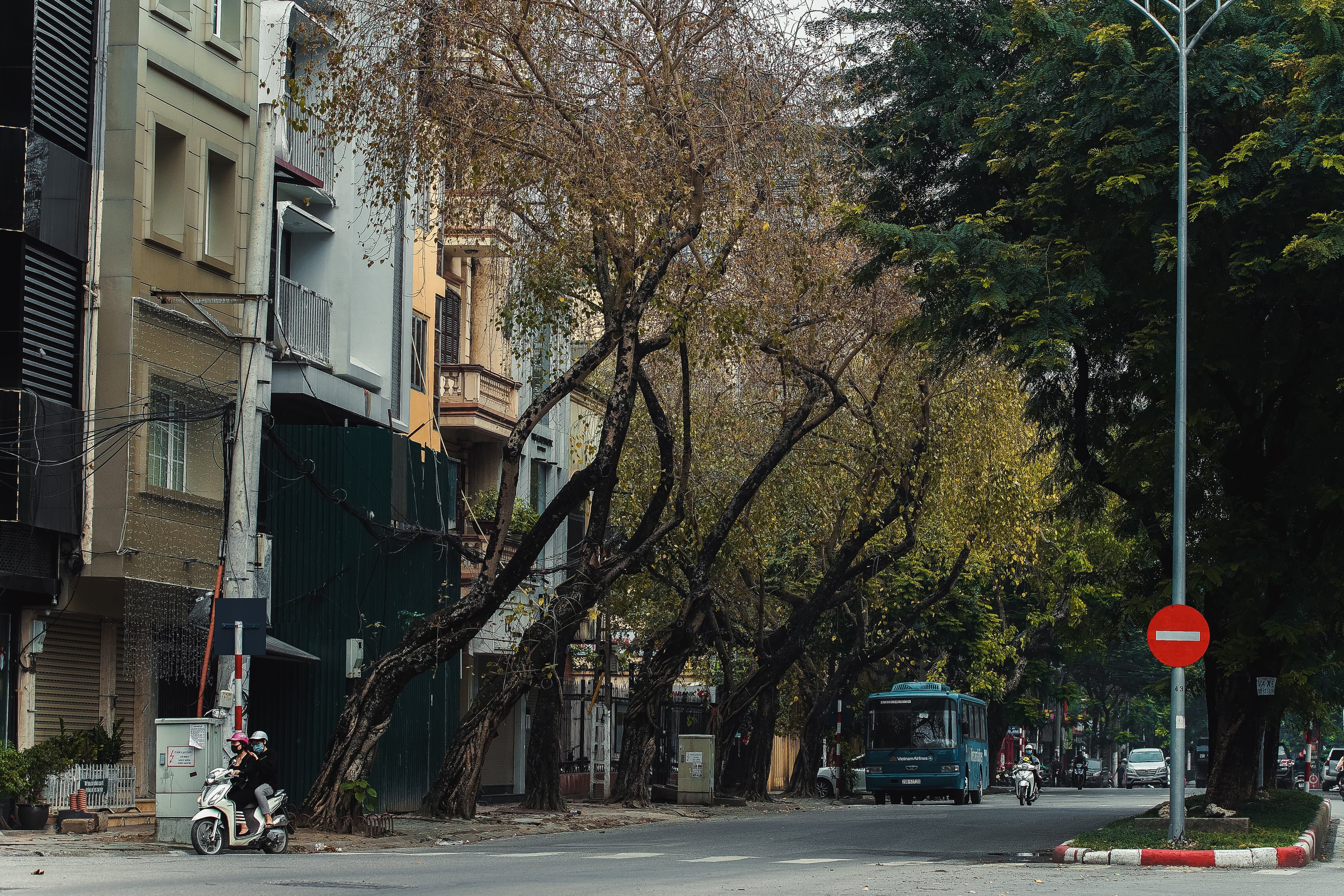 Hà Nội giãn cách toàn xã hội 15 ngày kể từ 6 giờ sáng 24-7