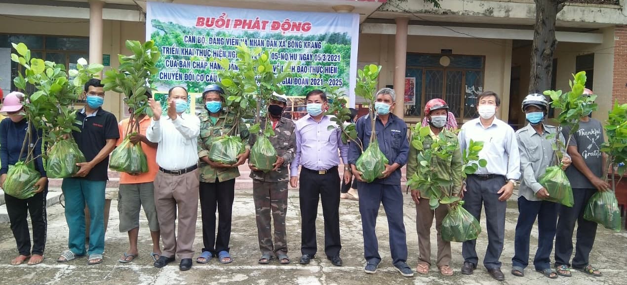 Giảm nghèo ở xã Bông Krang