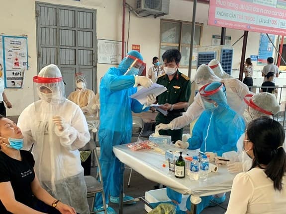 Kết luận của Bộ Chính trị về một số nhiệm vụ trọng tâm tăng cường công tác phòng, chống dịch Covid-19 và phát triển kinh tế - xã hội