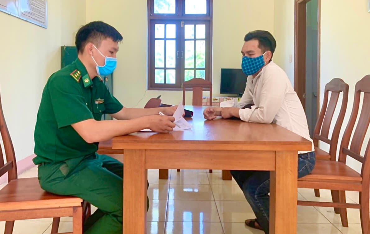 Xử lý đối tượng tàng trữ công cụ khai thác hải sản trái pháp luật