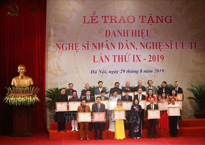 Lấy ý kiến đề nghị xét tặng danh hiệu Nghệ sĩ Nhân dân, Nghệ sĩ Ưu tú
