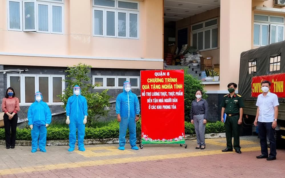 Các đơn vị quân đội hỗ trợ địa phương phòng, chống dịch