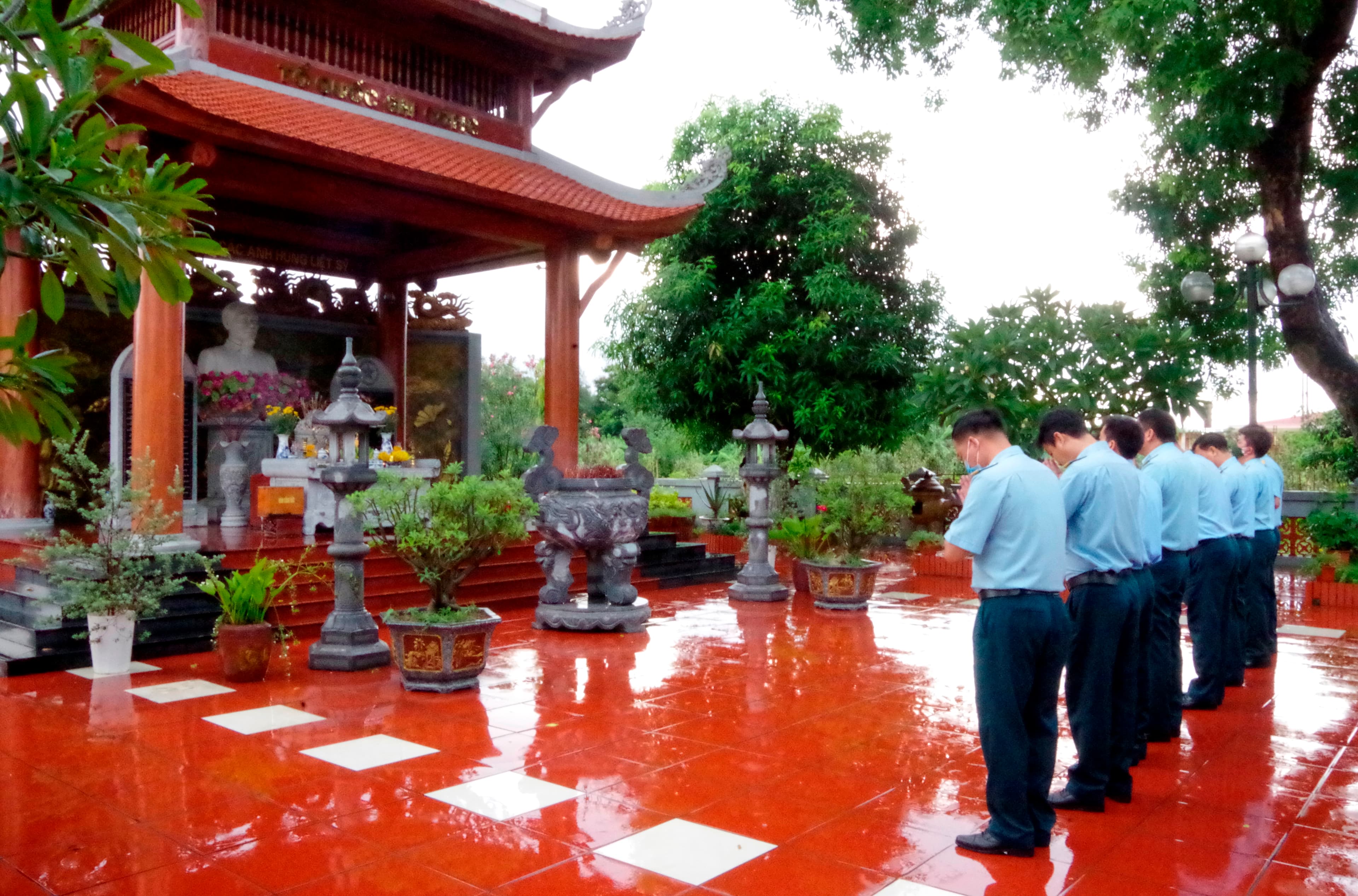 Hóa thân vào bầu trời Tổ quốc