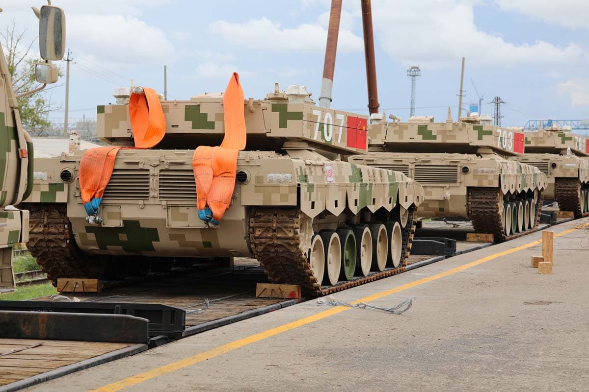 Đội tuyển Trung Quốc mang thiết bị quân sự đến Nga dự Army Games 2021